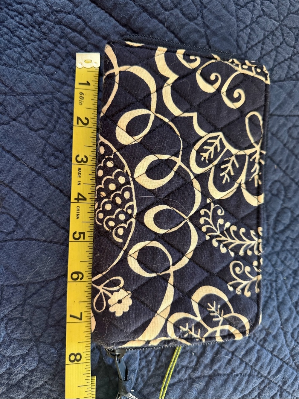 Vera Bradley Zip Around Wallet in Twirly Birds Navy pattern. - Picture 7 of 9